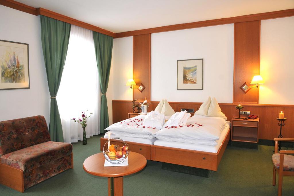 Hotel Zum Goldenen Hirschen Freistadt Dış mekan fotoğraf