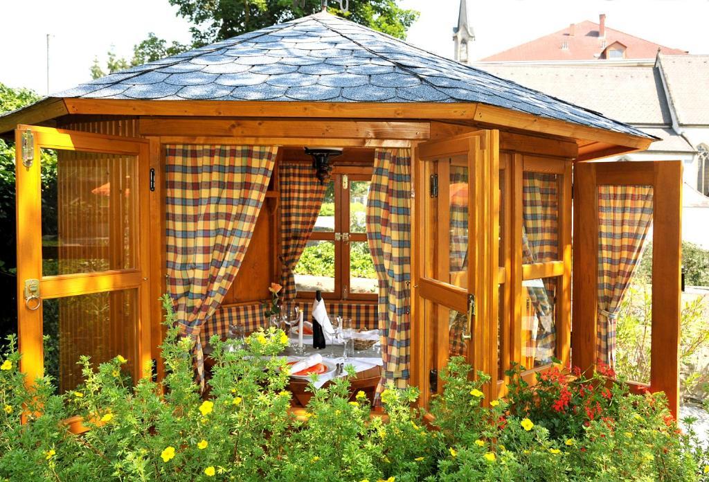 Hotel Zum Goldenen Hirschen Freistadt Dış mekan fotoğraf